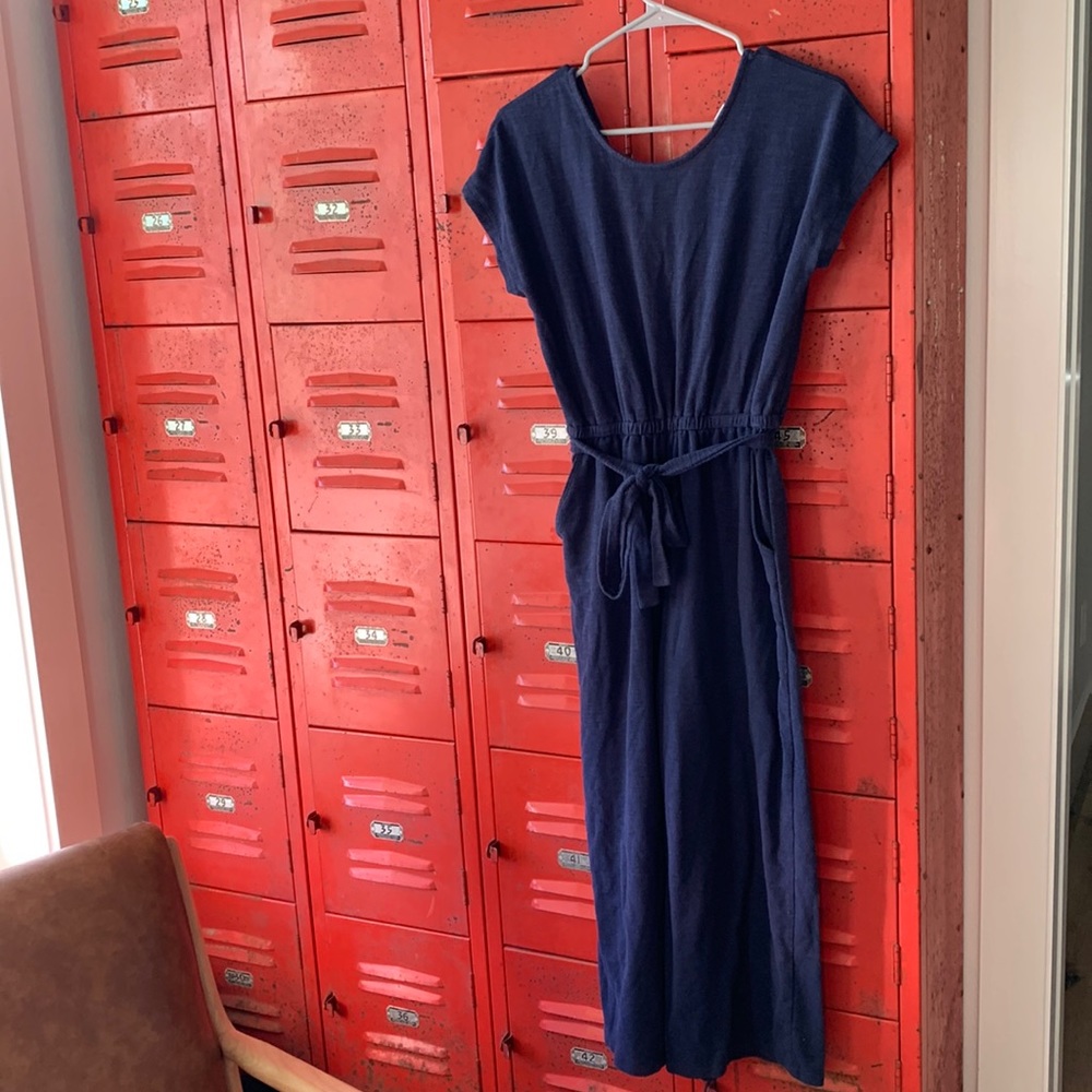 Old navy Jumpsuit size SMALL
